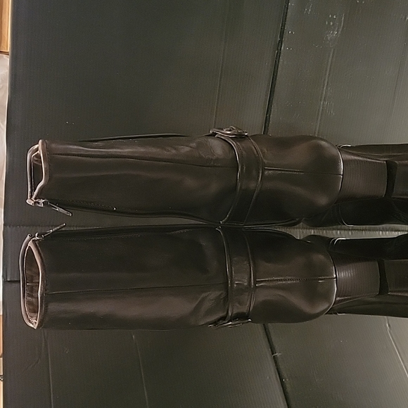 Cole Haan heel boots brown zippered sz 9.5 , 2in heel 11.5 tall . - Picture 12 of 12